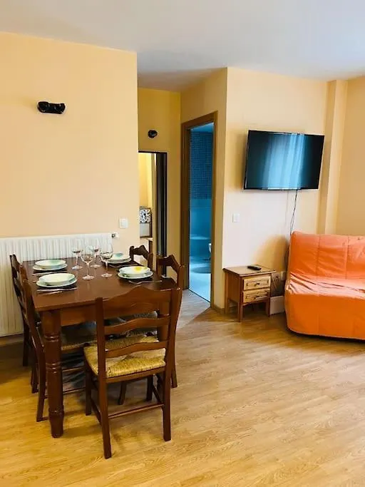 Luxury Apartment Llops Hut-7760 , 5 Pax Soldeu 0*,