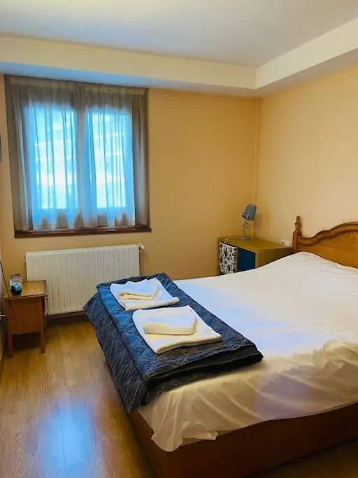 Luxury Apartment Llops Hut-7760 , 5 Pax Soldeu